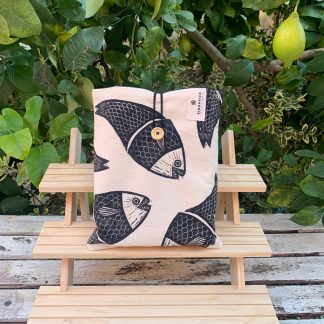 book-japaneese-fish-black-yellow-front